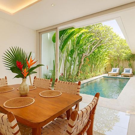 Villa Vana, Sitara Villa Group 세미냑 외부 사진