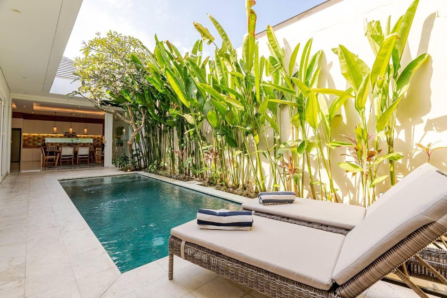 Villa Vana, Sitara Villa Group 세미냑 외부 사진