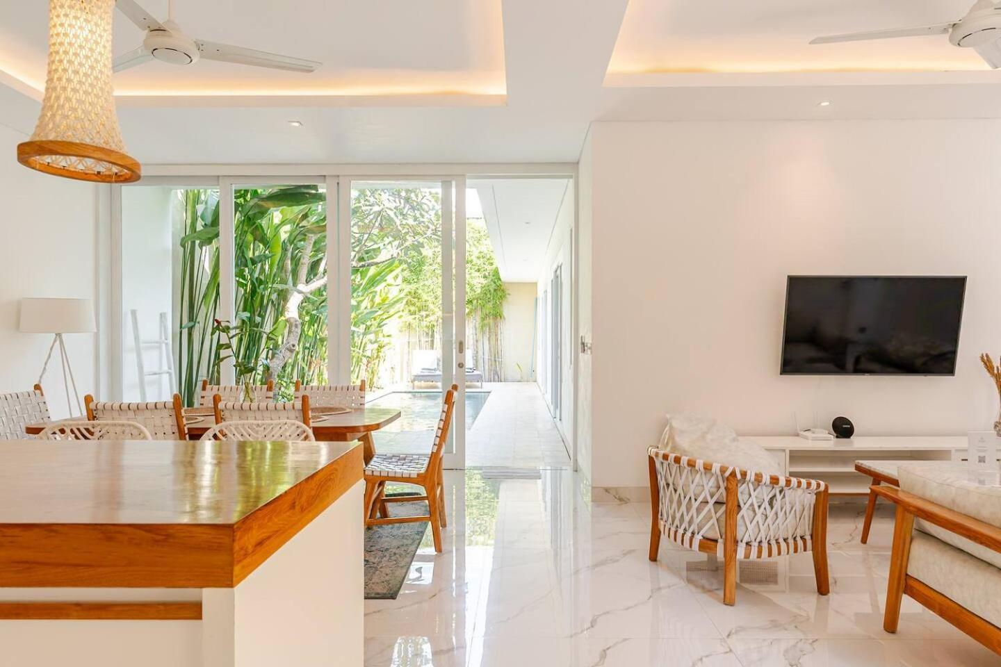 Villa Vana, Sitara Villa Group 세미냑 외부 사진